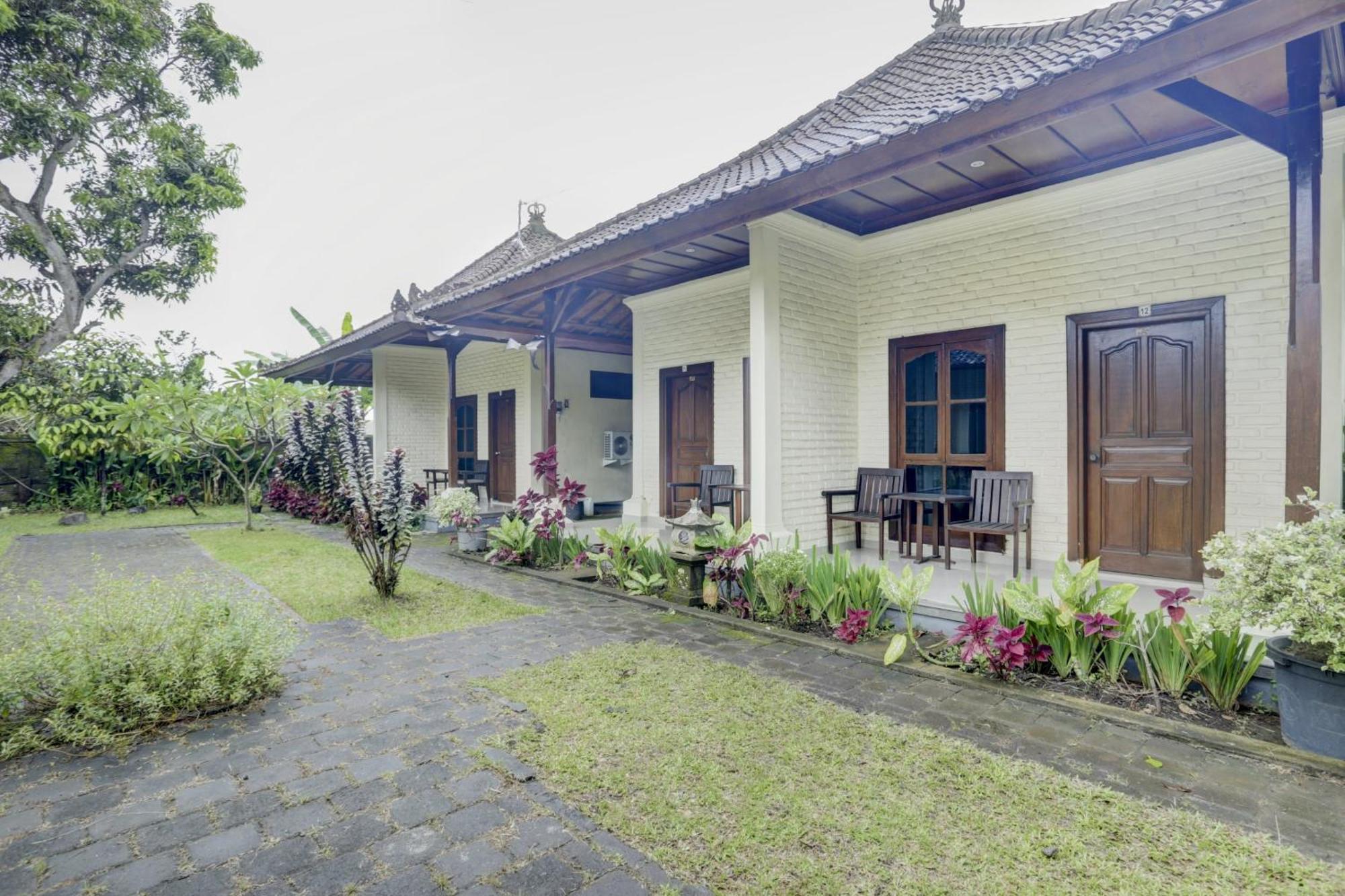 Oyo 1762 Hotel Astiti Graha Tanah Lot Kültér fotó