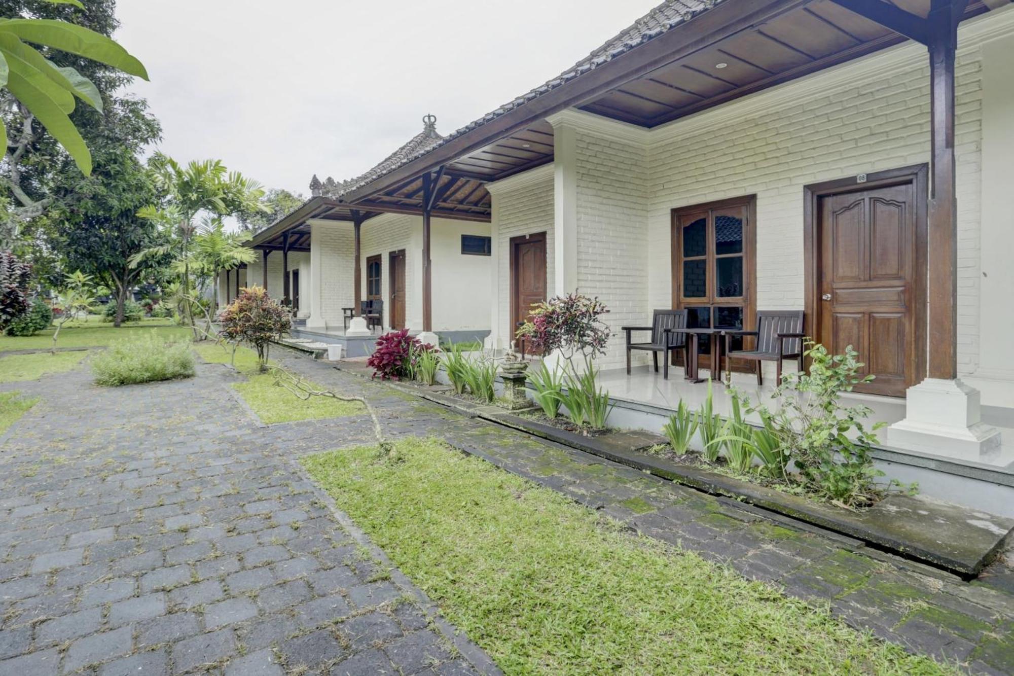 Oyo 1762 Hotel Astiti Graha Tanah Lot Kültér fotó