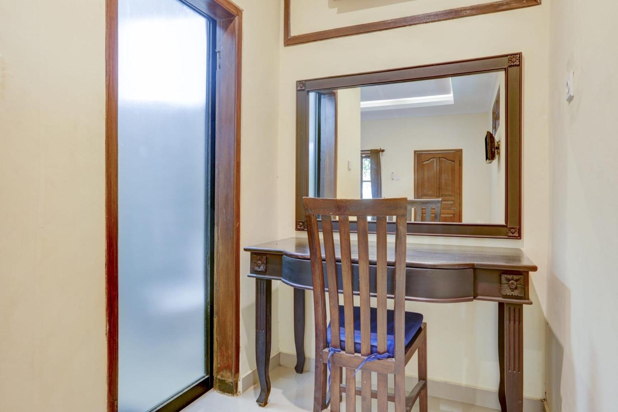 Oyo 1762 Hotel Astiti Graha Tanah Lot Kültér fotó