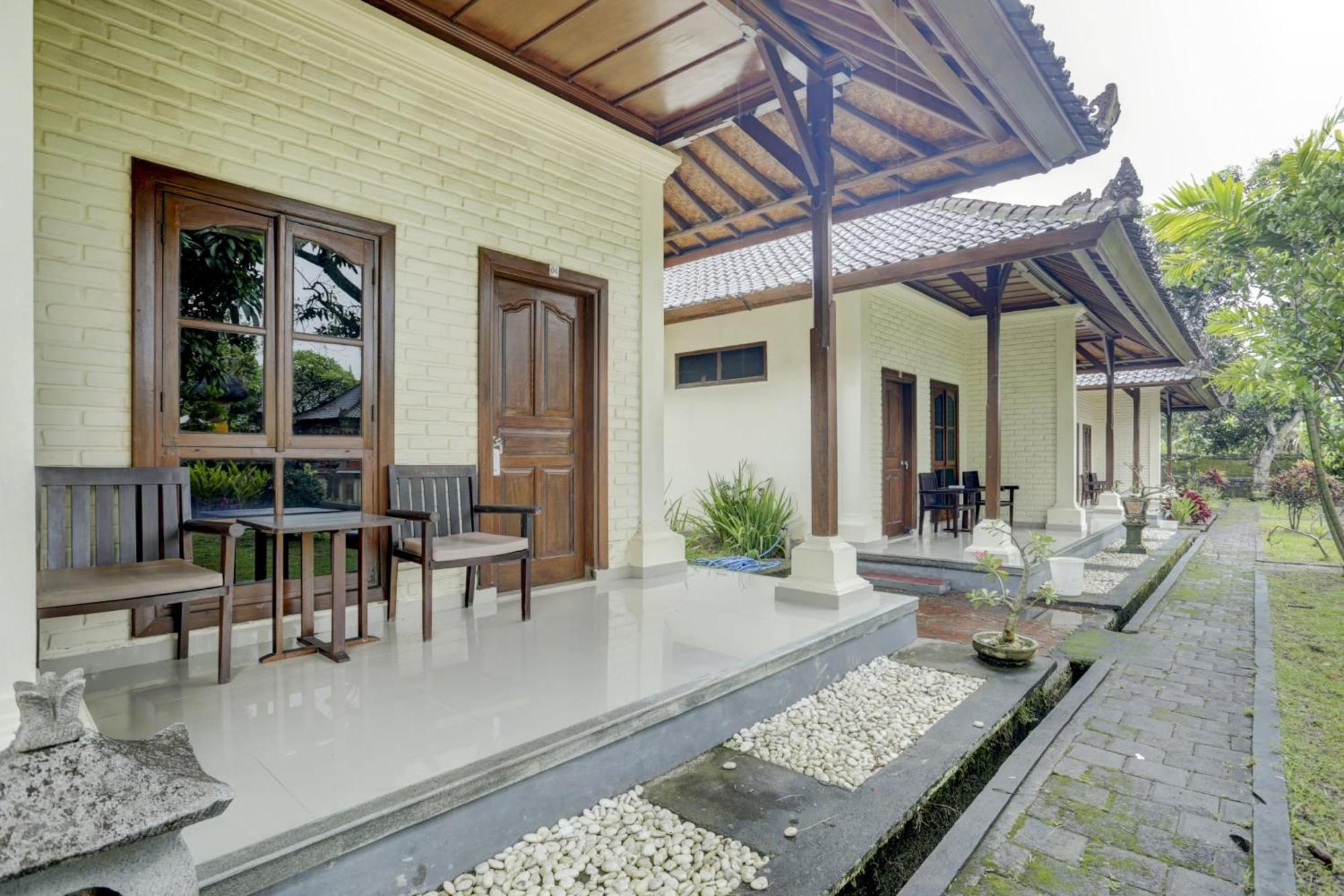 Oyo 1762 Hotel Astiti Graha Tanah Lot Kültér fotó